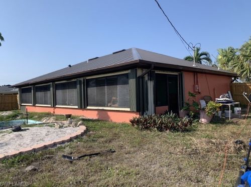 2921 20th Ave, Cape Coral, FL 33904-4076
