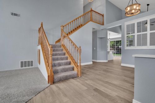613 Tahoe St, Manteca CA  95337-6860 exterior