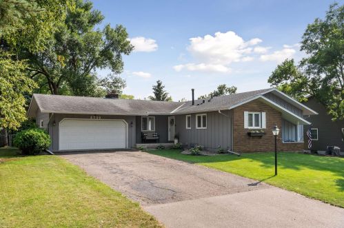 8709 Hopewood Ln, Minneapolis, MN 55427-1047