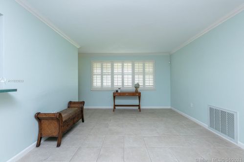 7760 13th St, Hollywood, FL 33024-5266