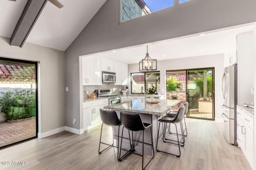 5822 Scottsdale Rd, Scottsdale AZ 85253-5415 exterior