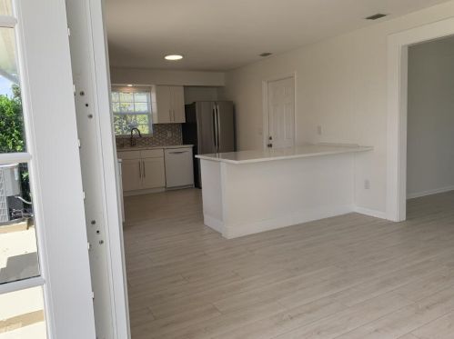 843 Patrick Dr, West Palm Beach FL  33406-4437 exterior