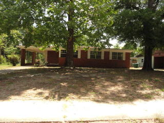 153 Adkinson Dr, Crestview, FL 32536-2303