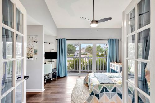 10440 Jupiter Narrows Dr, Hobe Sound FL 33455-3254 exterior