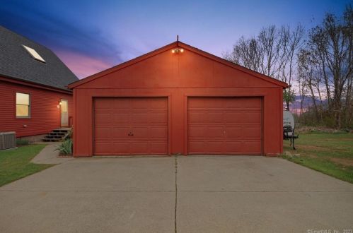 1749 Glasgo Rd, Norwich CT  06351-3514 exterior