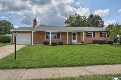 312 Belaire Dr, Camp Hill, PA 17011-6503