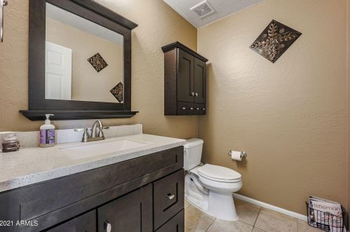 2575 Amber Sun Dr, Phoenix AZ 85085-5076 exterior