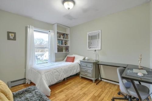 20 Sabrina Ln, Crotonville NY  10562-3456 exterior