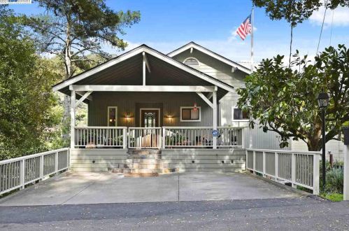 7154 Homewood Dr, Oakland, CA 94611-1411