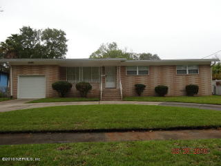 2411 Lofberg Dr, Jacksonville, FL 32216-5267