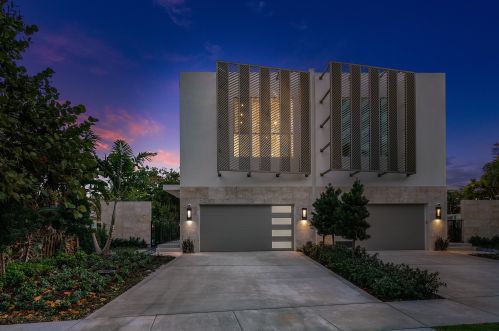 724 Lake Ave, Delray Beach FL  33483-5928 exterior