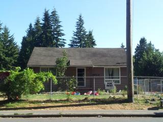 1011 112 St, Seattle WA  98146-1612 exterior