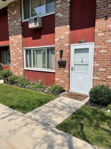 503 Old Country Rd, Elmsford, NY 10523-2019