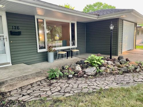 126 High Dr, Cedar Mills, MN 55350-1249