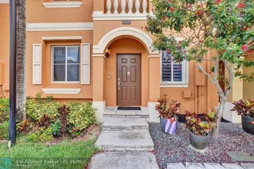 8905 18 St, Hollywood FL 33028-1734 exterior