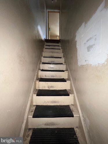 909 Vandever Ave, Wilmington DE  19802-4219 exterior