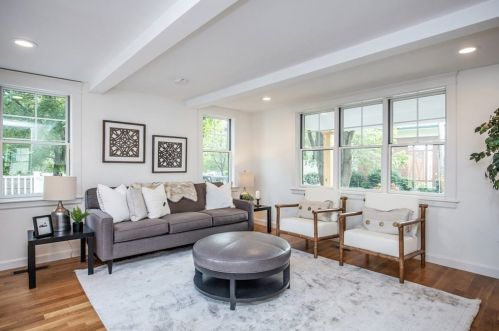 33 Pickering St, Danvers MA  01923-2017 exterior