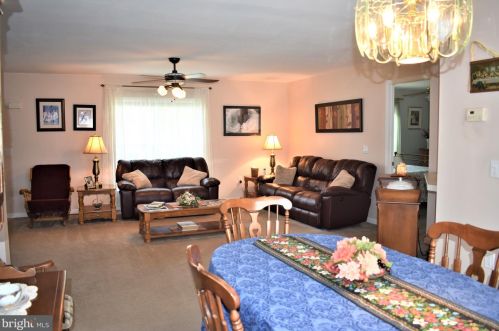 94 Whitaker Way, Camden-Wy DE  19934-4508 exterior