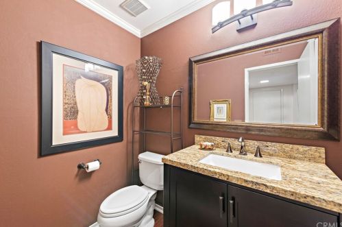 2 Emperor, Irvine CA 92604-1918 exterior