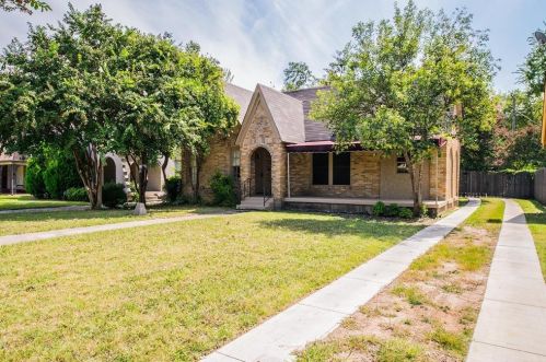 3329 Park Ridge Blvd, Fort Worth, TX 76109-3006
