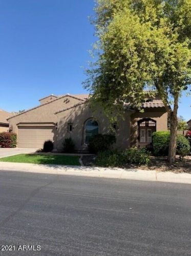 2570 Balsam Ct, Chandler, AZ 85286-2471