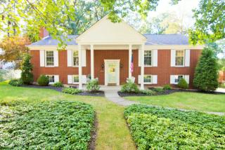 9791 Woodland Rd, Pittsburgh, PA 15237-4360