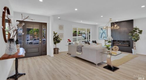 131 Carlisle Way, Benicia CA  94510-1616 exterior