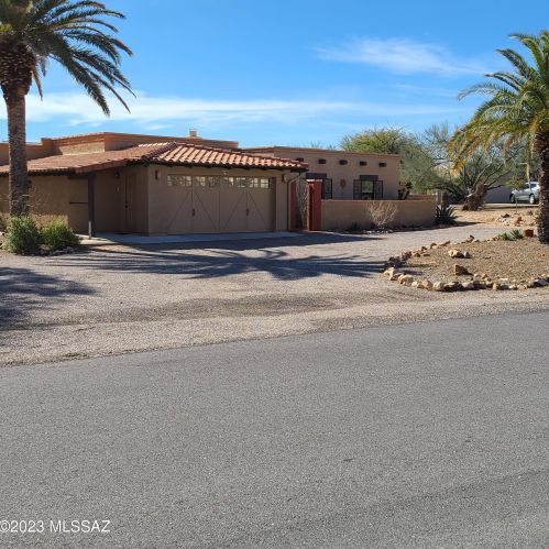 21 Calle Lecho, Green Valley, AZ 85622-3327