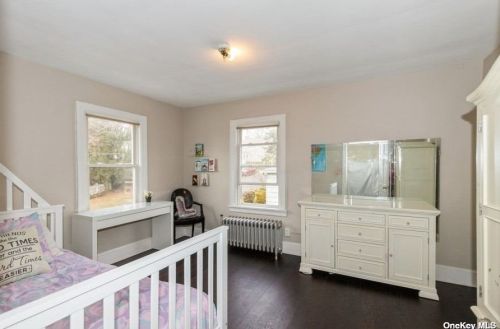 18 Hillside Ave, Muttontown NY  11545-1916 exterior