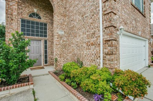 4912 Glenscape Ct, Fort Worth, TX 76137-6327