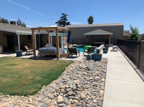 5425 Roselle Ave, Riverbank CA  95367 exterior