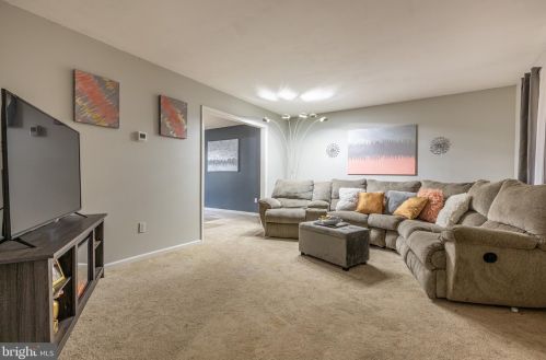 261 Caroline Pl, Dover, DE 19904-7735