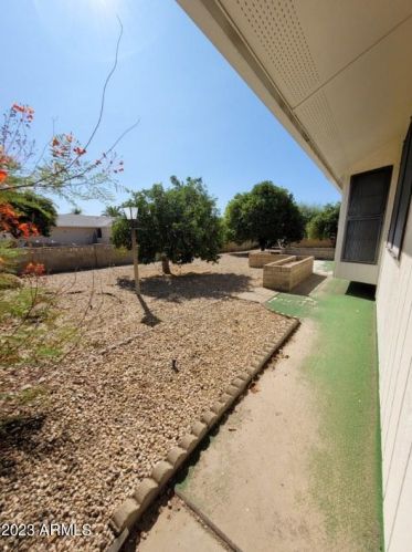 12618 Paintbrush Dr, Sun City, AZ 85375-2533