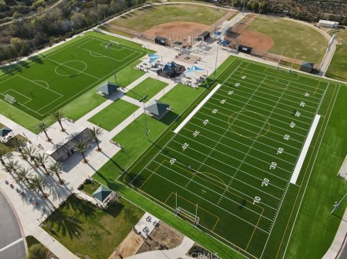 35595 Desert Rose Way, Lake Elsinore CA  92532-2905 exterior