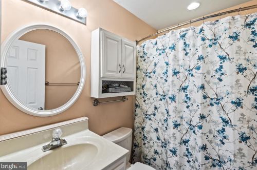 10100 Chatham Ct, Fredericksburg VA  22408-9566 exterior