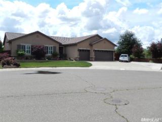 1052 Halton Ct, Galt, CA 95632-3164