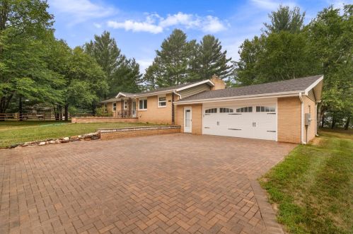 13090 Forest Rd, Little Falls, MN 56345-4063