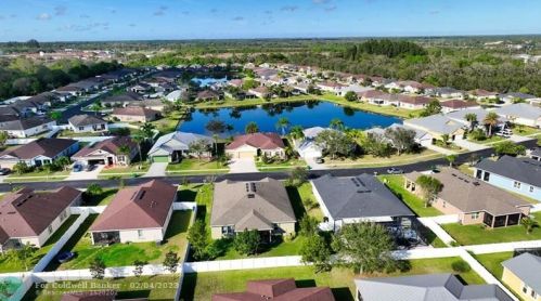 113 Salazar Ln, Sebastian, FL 32958-7011