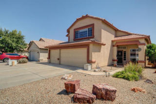 705 Sheffield Ave, Gilbert, AZ 85296-4118
