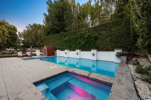 7 Cheshire Ct, Newport Beach CA  exterior