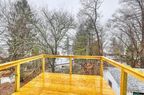 6 Cres Vw, Rock Hill NY  12775-6629 exterior