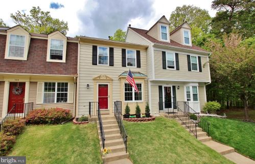 7616 Whitly Way, Lorton VA  22079-1745 exterior