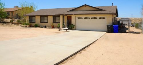16392 El Evado Rd, Victorville, CA 92394-1127