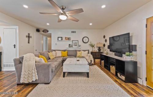 2824 Galena Ave, Simi Valley CA 93065-2712 exterior