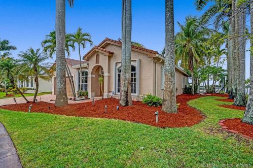 1204 180th Ave, Hollywood, FL 33029-3171