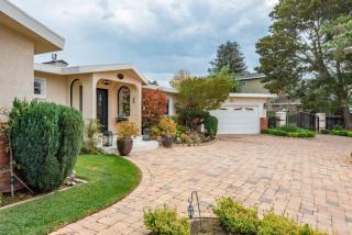 3416 Hillcrest Dr, Belmont, CA 94002-1209