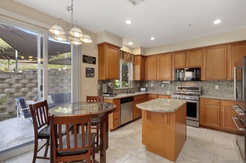 3007 Byron Lindsey Way, National City CA  91950-6255 exterior