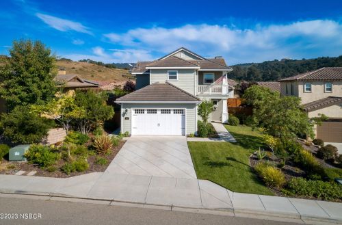 622 Wildflower Dr, Santa Maria CA  93455-6099 exterior