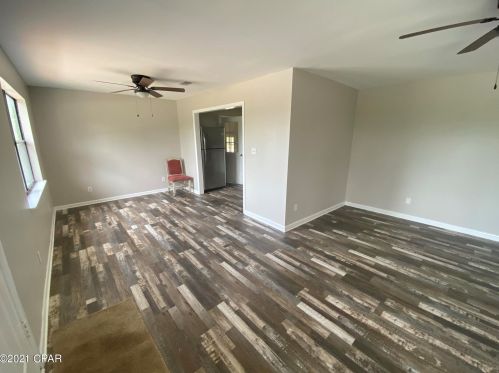 2078 Church St, Marianna FL  32448-2587 exterior