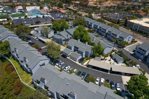 178 Mangano Cir, Encinitas, CA 92024-2739